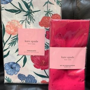 kate spade Tablecloth and Napkins
